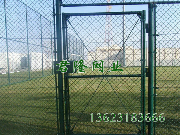 體育場圍網施工案例